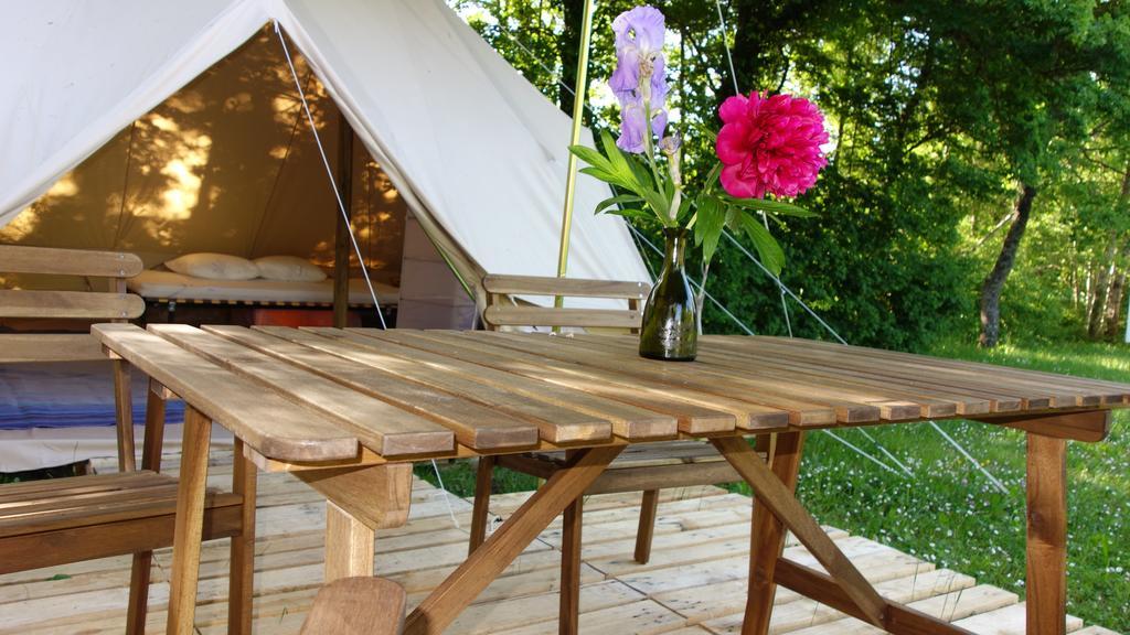 Atypik Nomad Hotel Recoubeau-Jansac Екстериор снимка